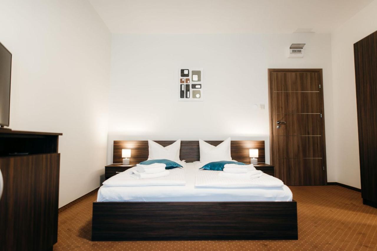 אודורהיו סקוייסק Pava Pension & Spa מראה חיצוני תמונה